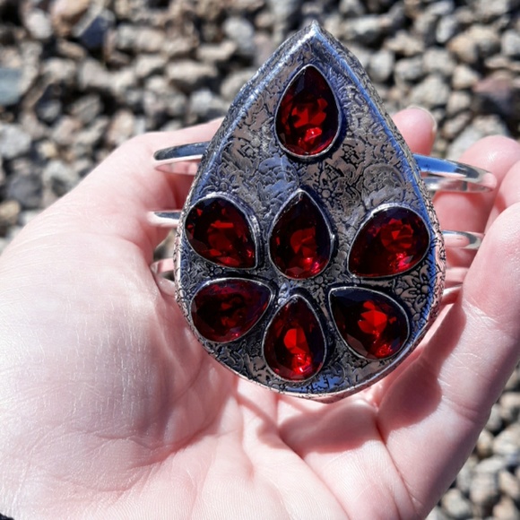 New Oversized Garnet 925 Silver Cuff Bracelet. - Picture 5 of 8